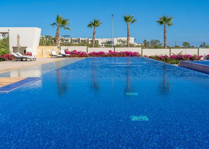Luxury With Ocean View, Balcony, And Pool Cabo San Lucas