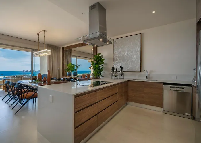 Luxury With Ocean View, Balcony, And Pool Apartamento *