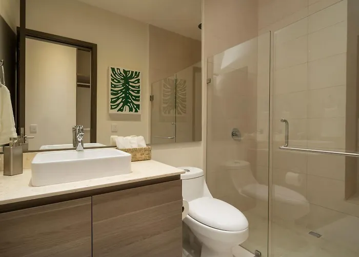 Luxury With Ocean View, Balcony, And Pool Apartamento *